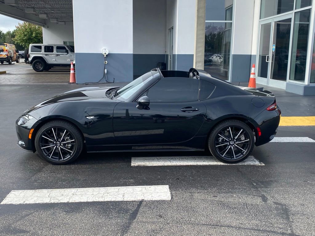 Used 2024 MAZDA MX-5 Miata RF Grand Touring w/ Weather Package RWD image 6