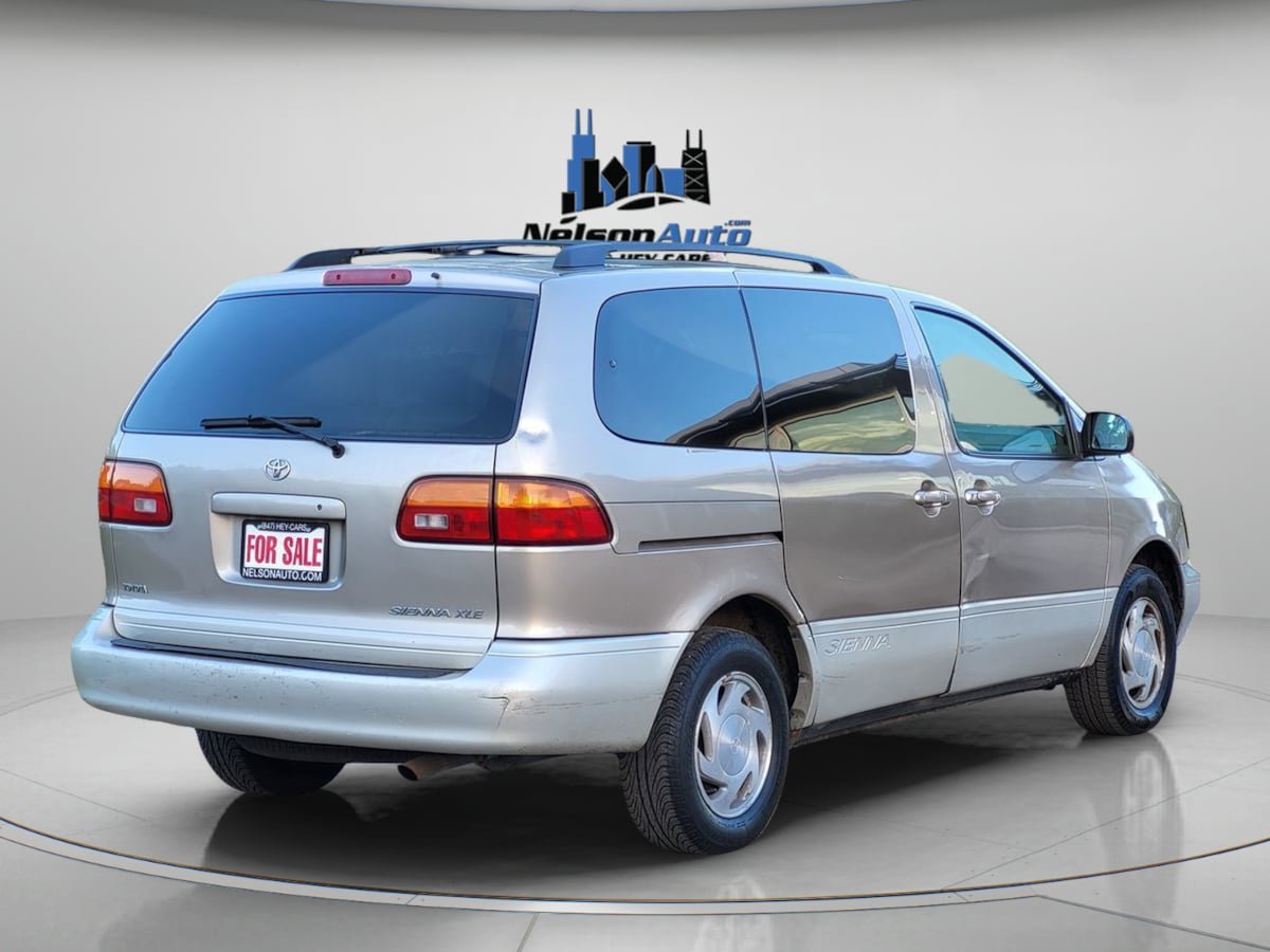 Used 2000 Toyota Sienna XLE w/ XLE Luxury Pkg FWD image 5