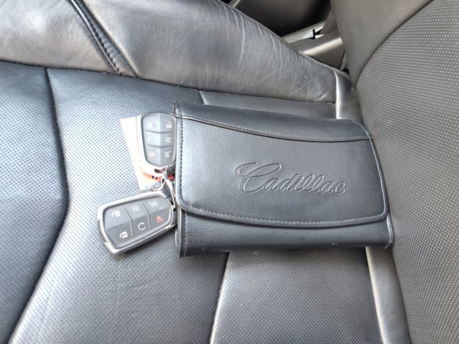 Used 2019 Cadillac Escalade Luxury image 24