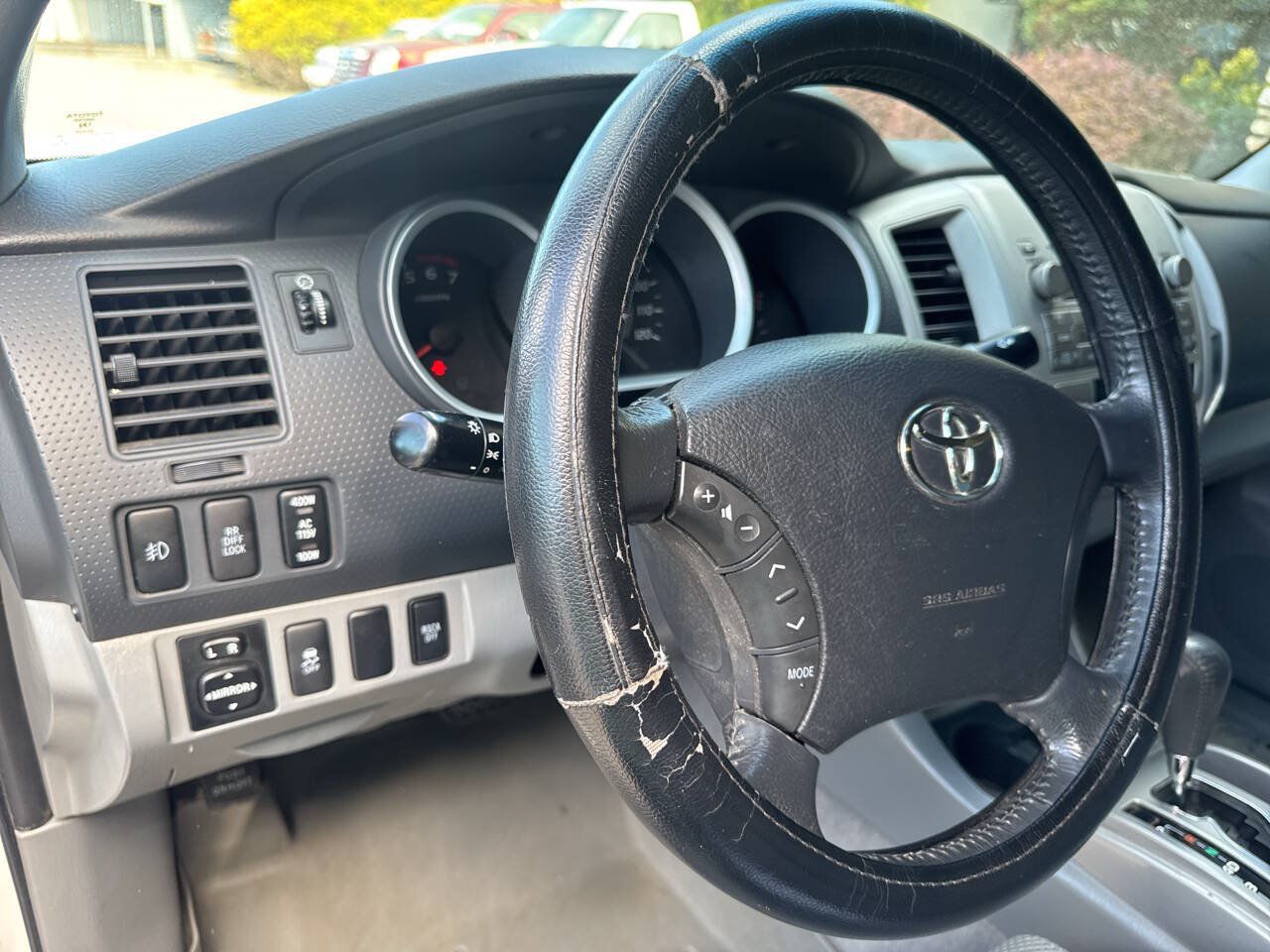 Used 2010 Toyota Tacoma PreRunner RWD image 18