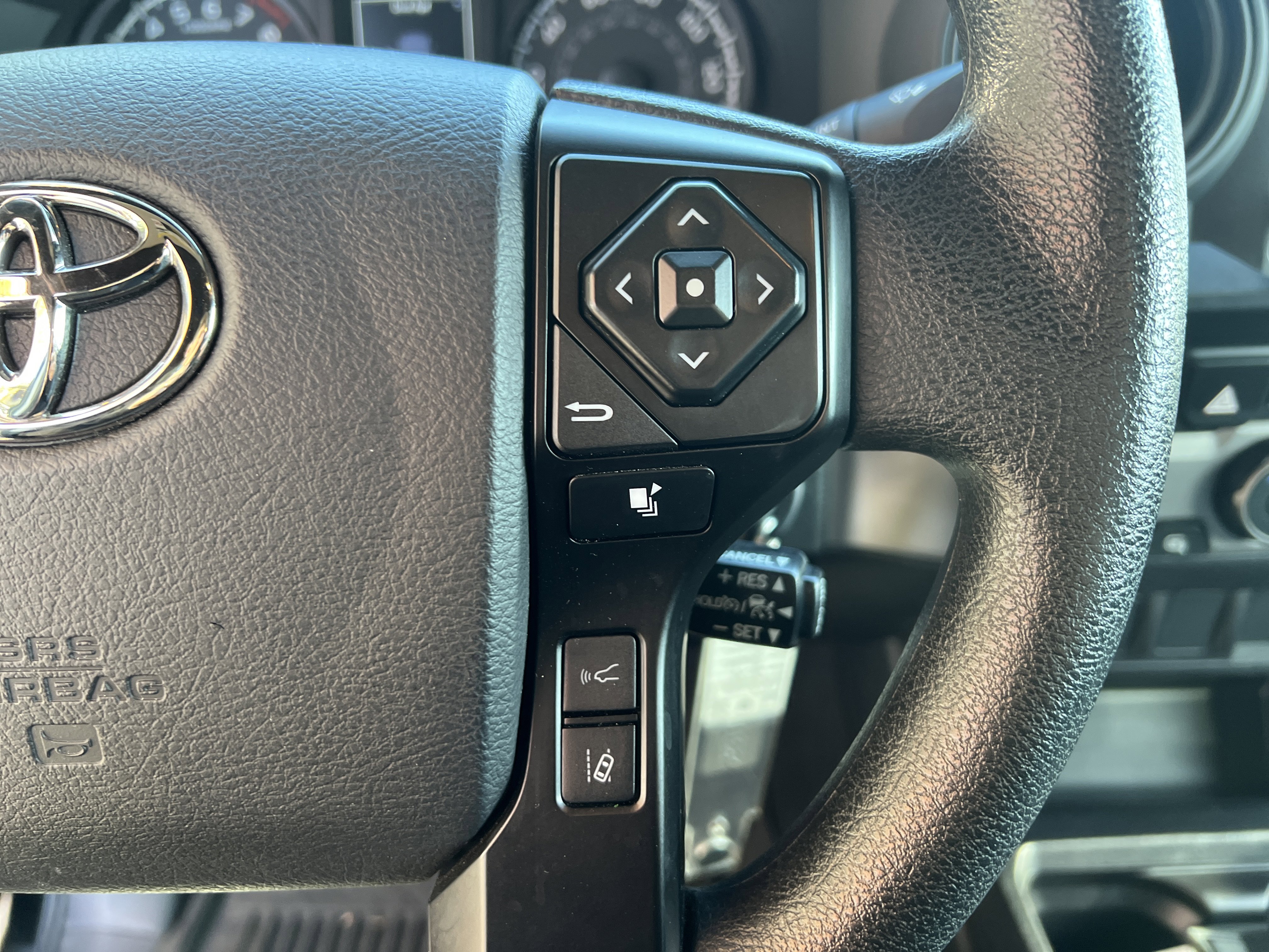 Used 2023 Toyota Tacoma SR image 20