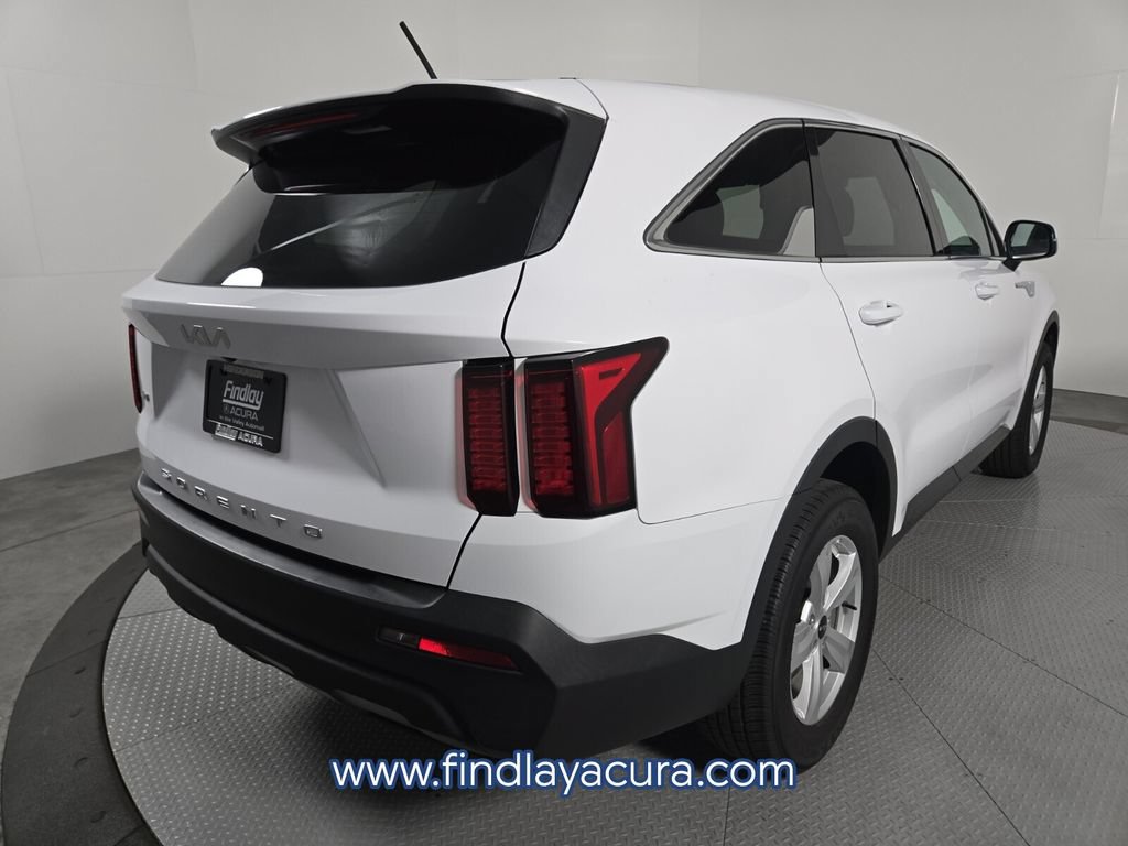 Used 2022 Kia Sorento LX AWD/4WD image 7