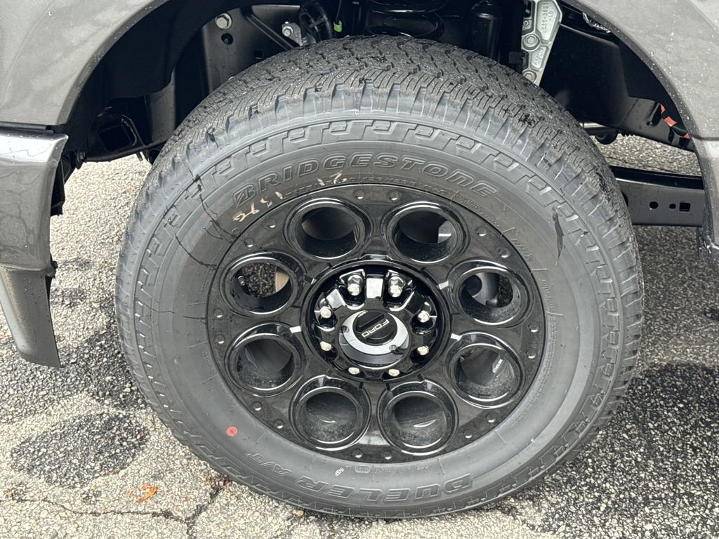 New 2026 Ford F350 Lariat w/ Black Appearance Package image 11