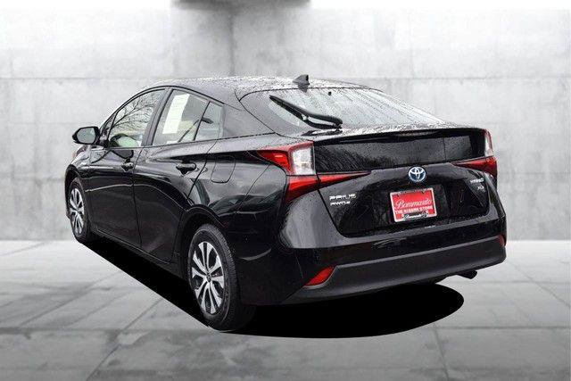 Used 2019 Toyota Prius XLE image 7