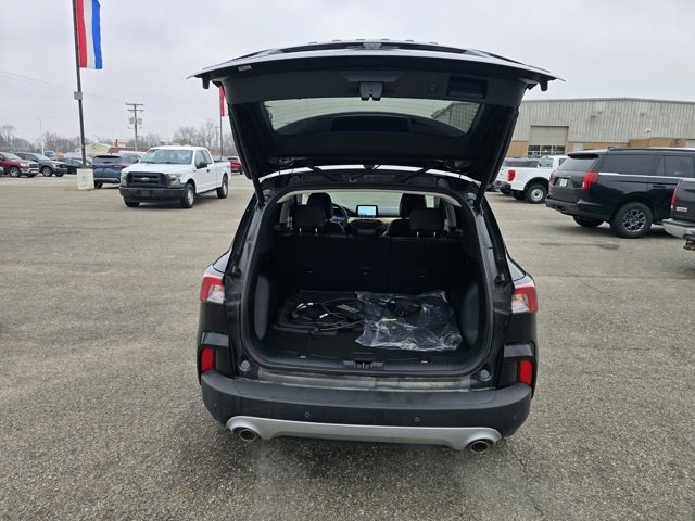 Used 2022 Ford Escape Titanium w/ Titanium Premium Package image 14