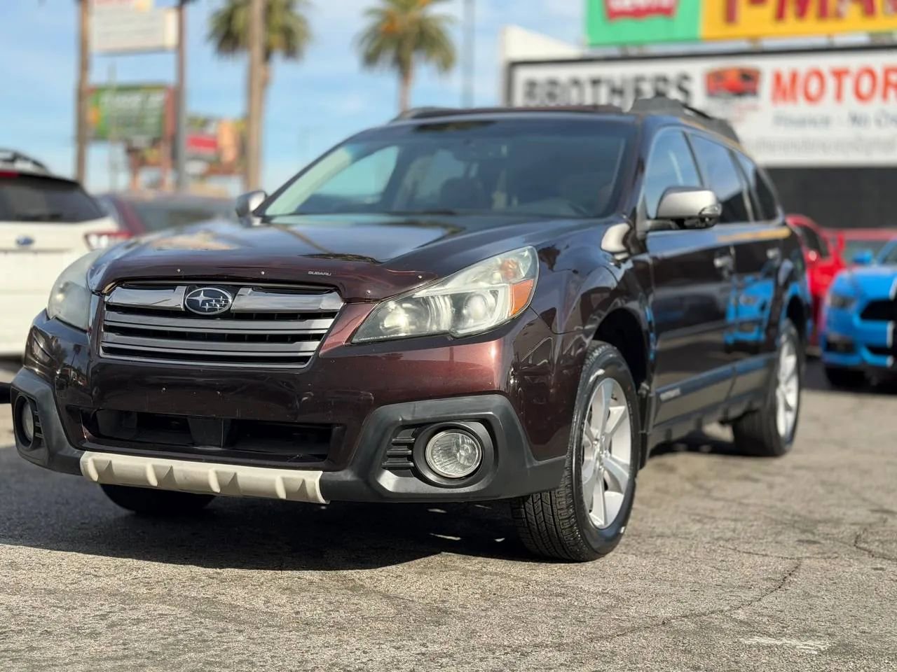 Used 2013 Subaru Outback 2.5i Limited image 4