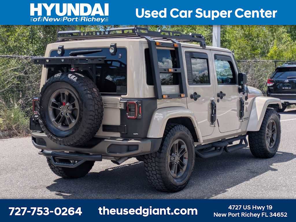 Used 2016 Jeep Wrangler Unlimited Sahara AWD/4WD image 5