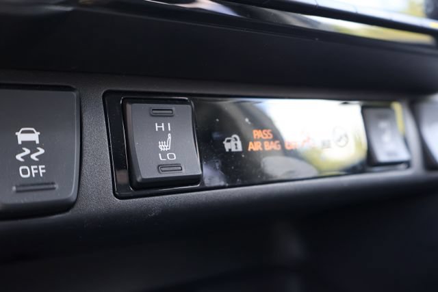 Used 2025 Toyota RAV4 XLE w/ Convenience Package AWD/4WD image 19