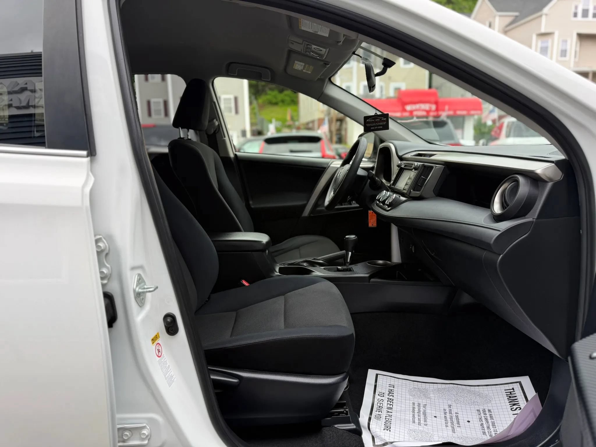 Used 2015 Toyota RAV4 LE AWD/4WD image 16