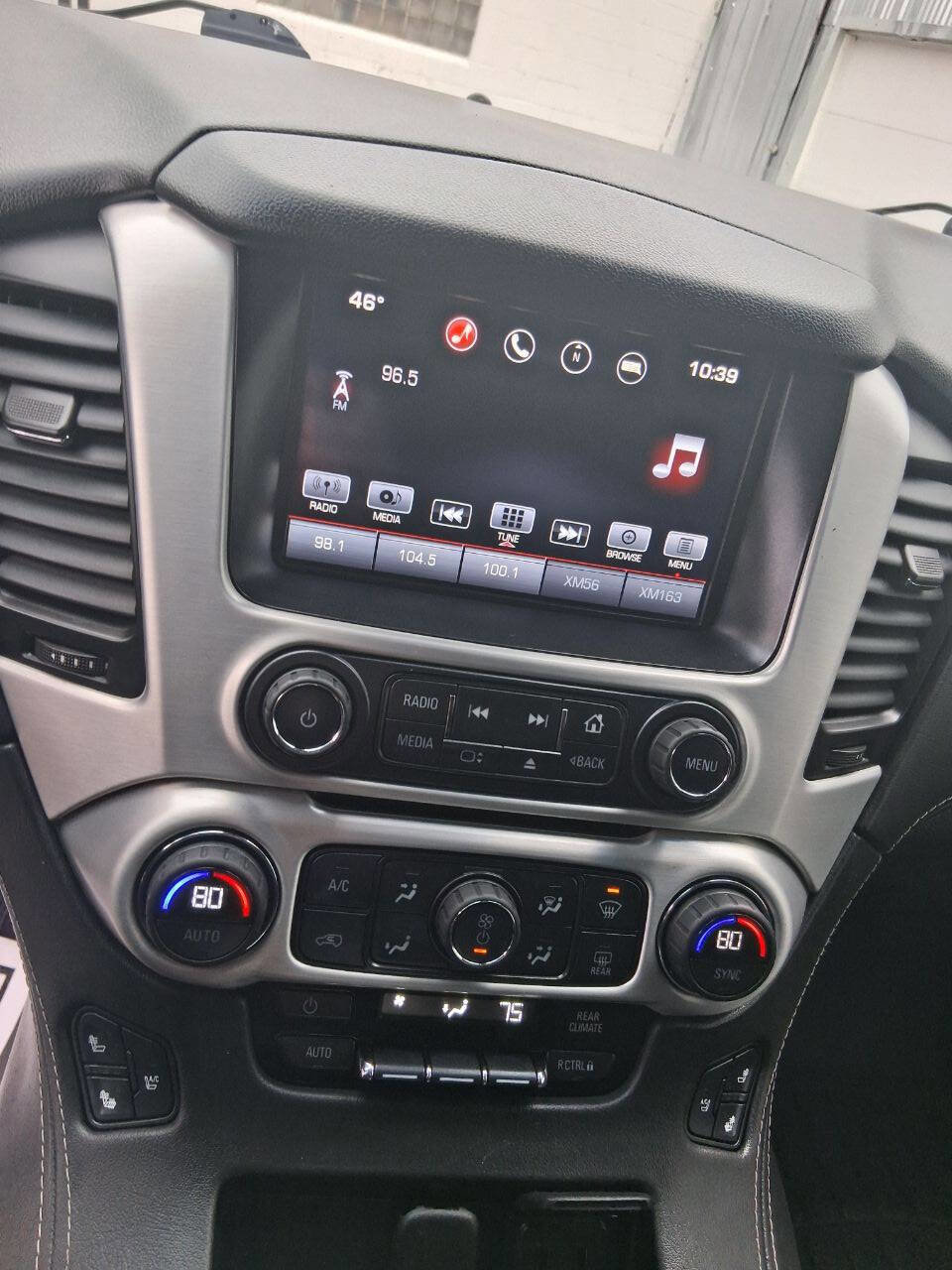 Used 2016 GMC Yukon XL SLT image 25