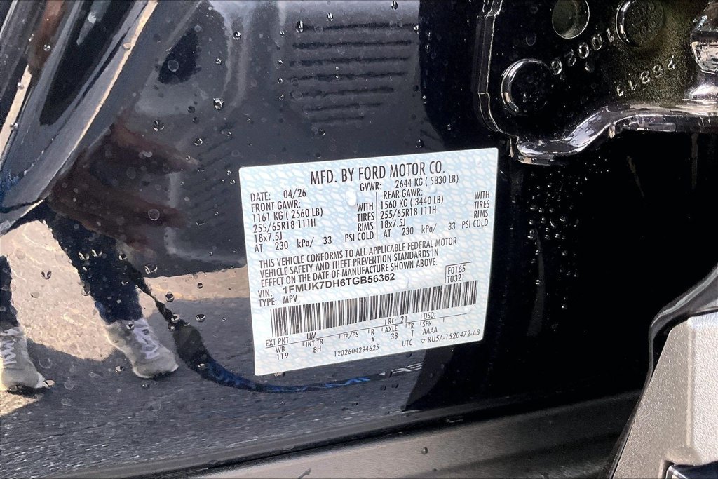 New 2026 Ford Explorer Active RWD image 8