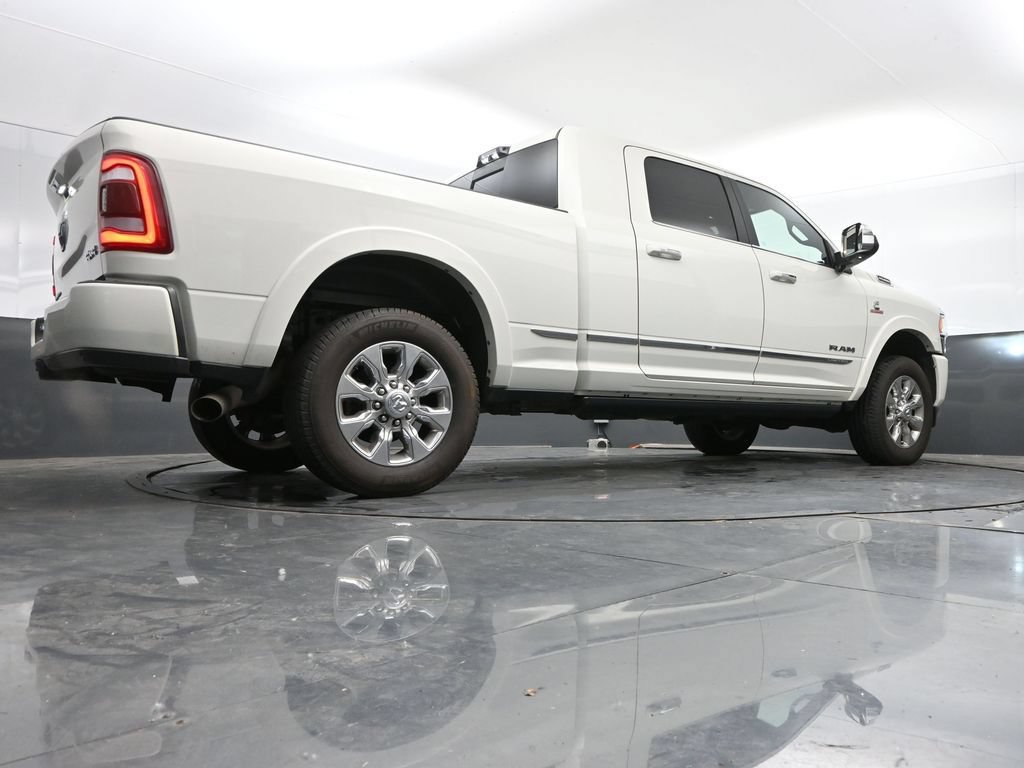 Used 2022 RAM 2500 Limited AWD/4WD image 41