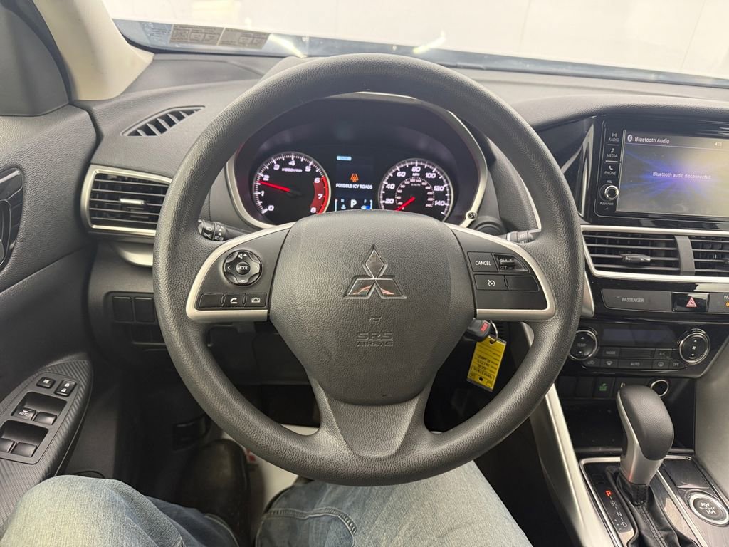 Used 2018 Mitsubishi Eclipse Cross ES image 14