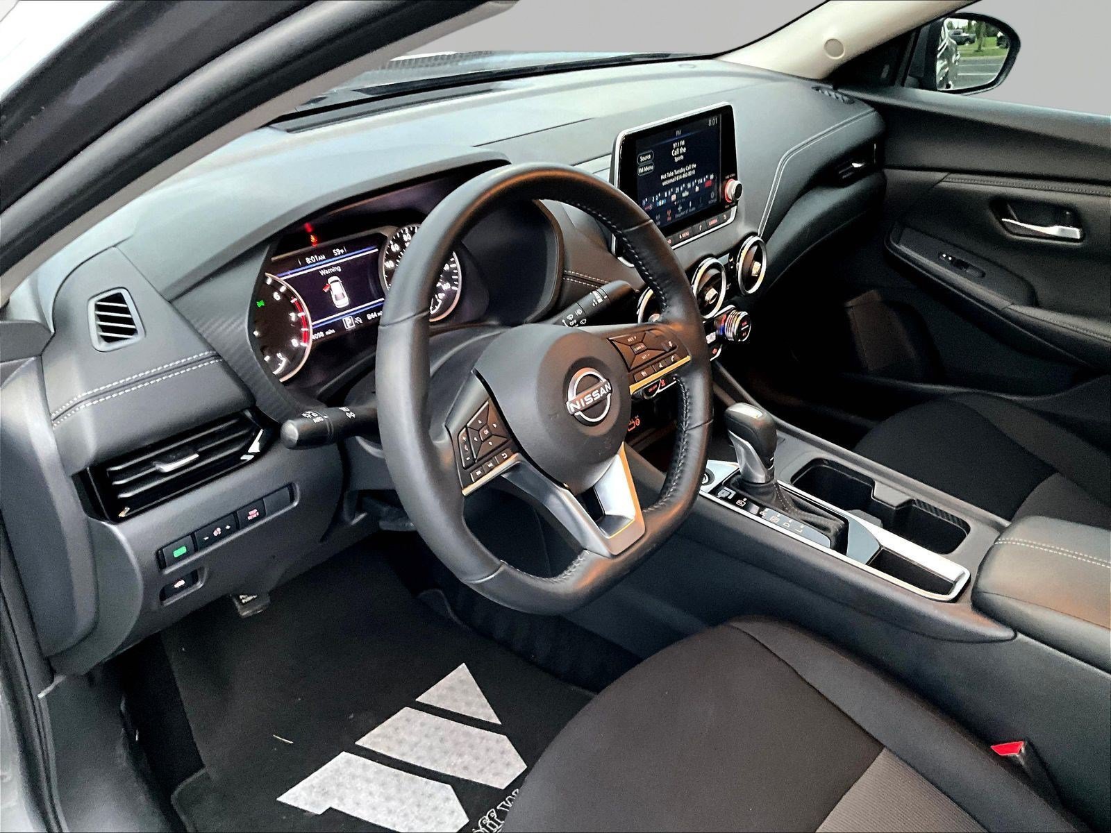Used 2025 Nissan Sentra SV w/ All-Weather Package FWD image 17