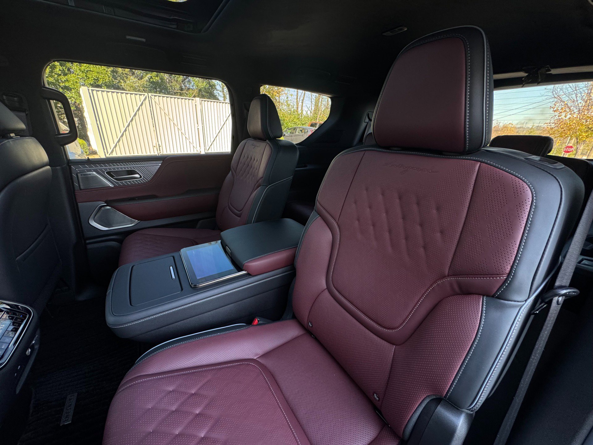 Used 2025 INFINITI QX80 Autograph w/ Autograph Exterior Package image 65