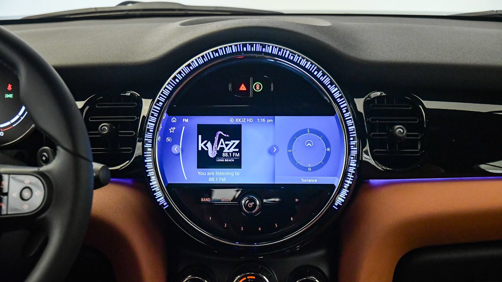 Certified 2024 MINI Cooper S w/ Signature Upholstery Package FWD image 15
