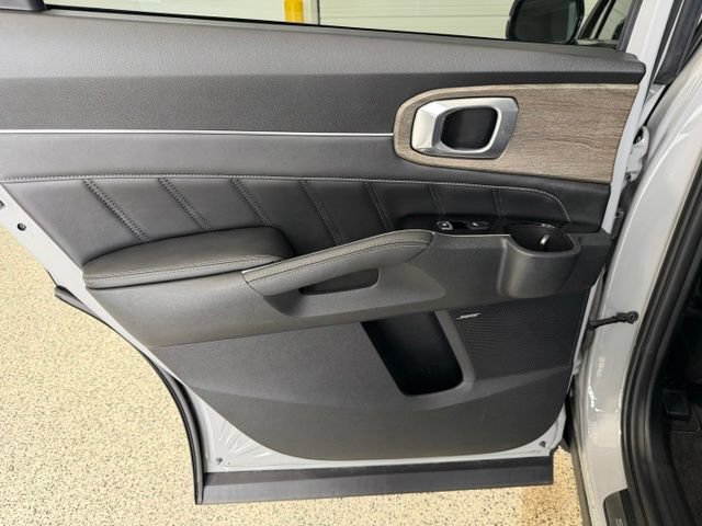 Used 2022 Kia Sorento SX Prestige AWD/4WD image 27