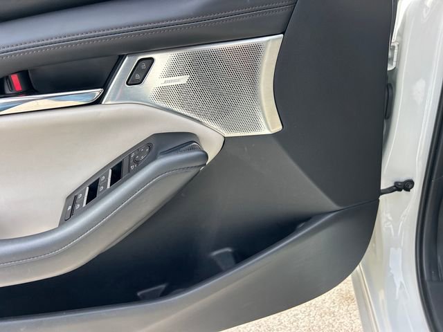 Used 2020 MAZDA MAZDA3 Hatchback w/ Preferred Package image 34