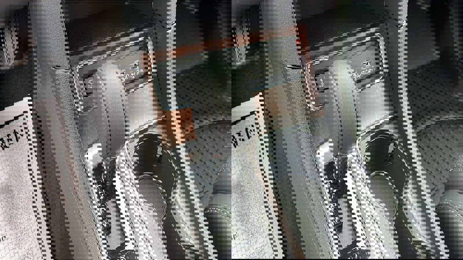 Certified 2025 Subaru Ascent Touring image 18