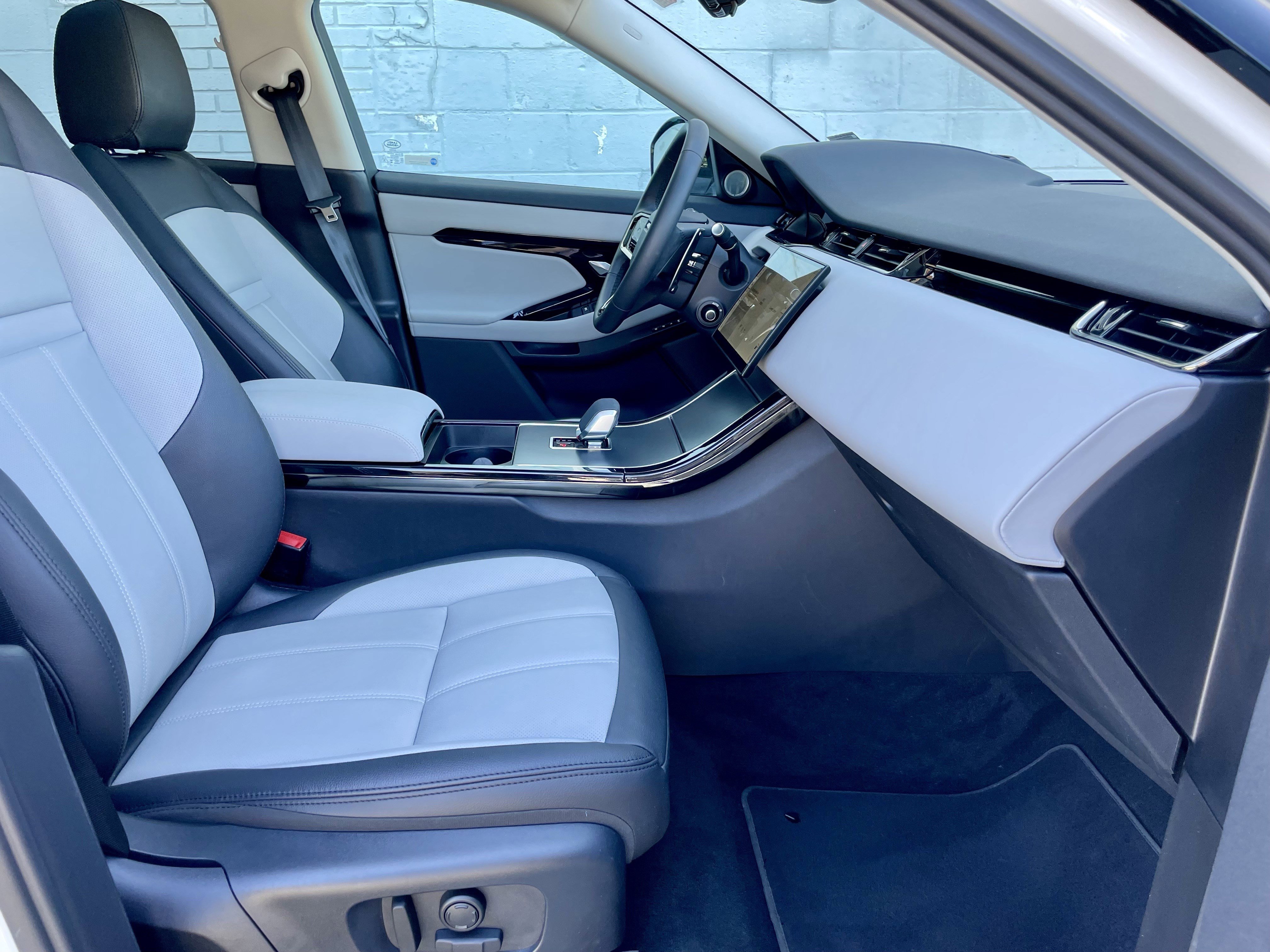 Certified 2025 Land Rover Range Rover Evoque Dynamic SE AWD/4WD image 15