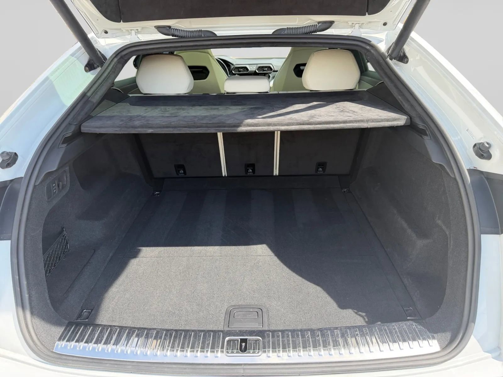 Used 2019 Lamborghini Urus image 21