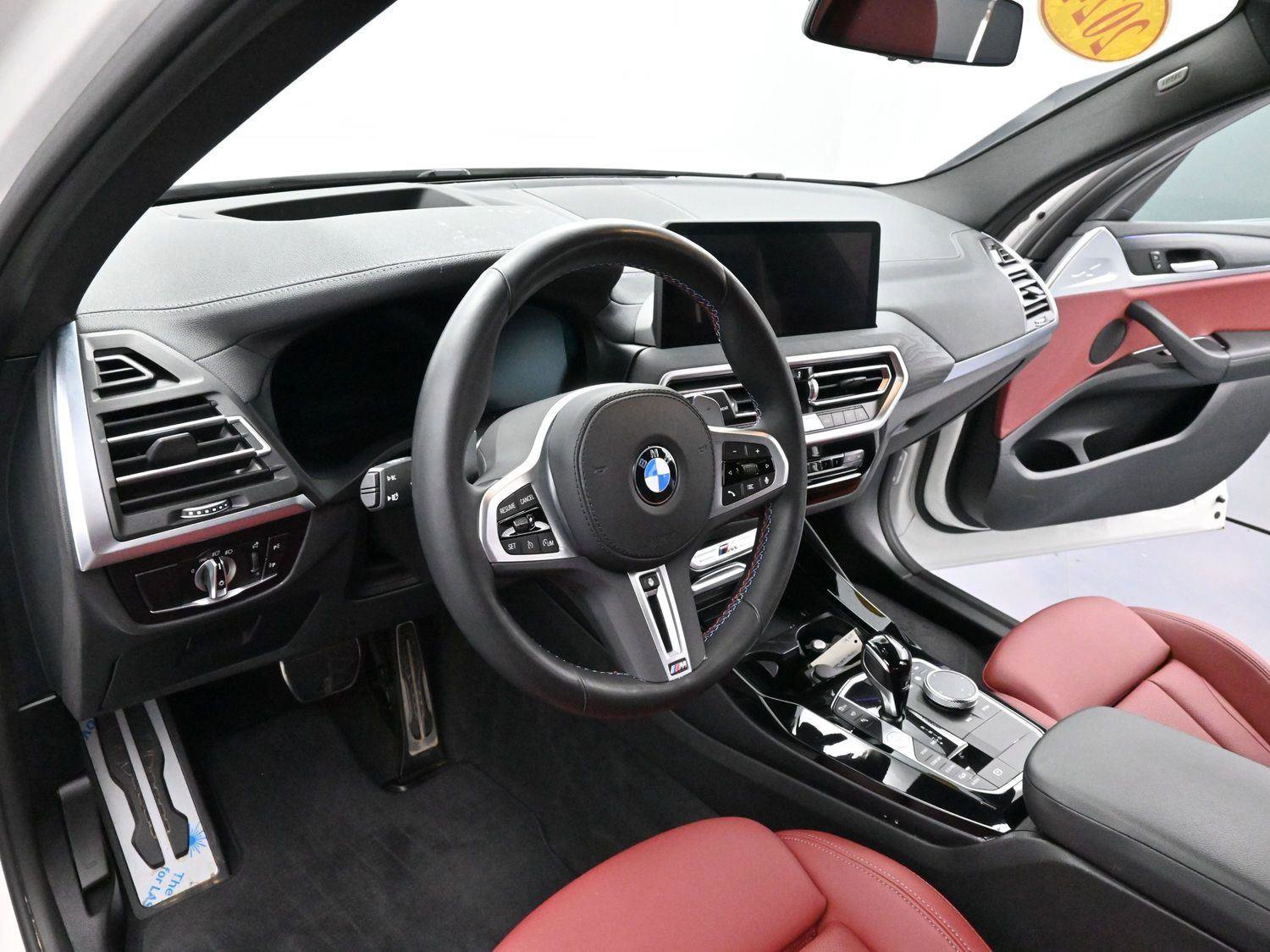 Used 2024 BMW X3 M40i w/ Premium Package image 17