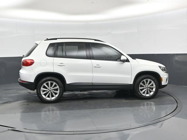 Used 2018 Volkswagen Tiguan Limited image 2