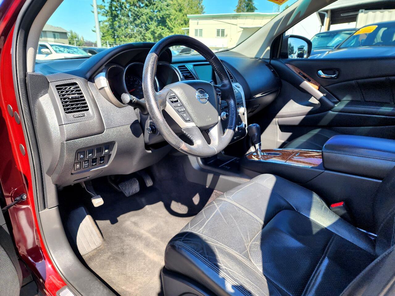 Used 2012 Nissan Murano LE w/ Platinum Pkg image 13