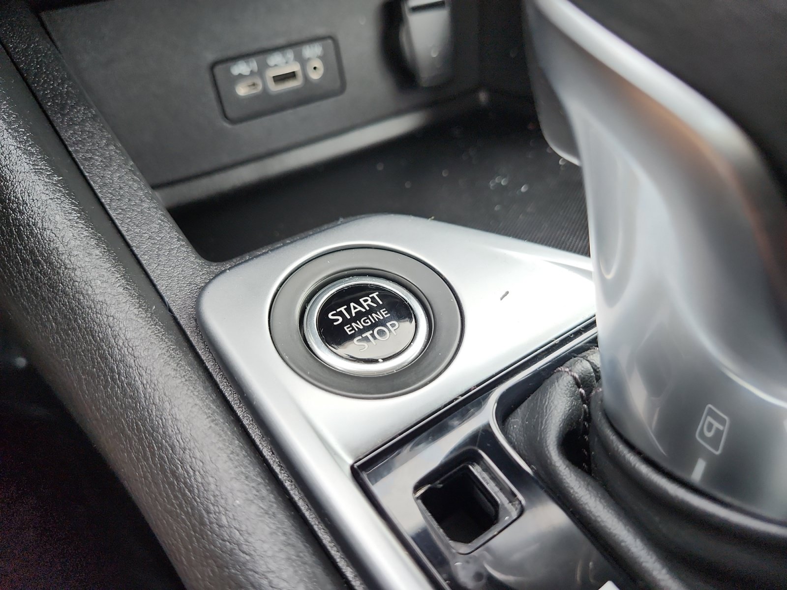 Used 2022 Nissan Sentra SV w/ Trunk Package FWD image 21
