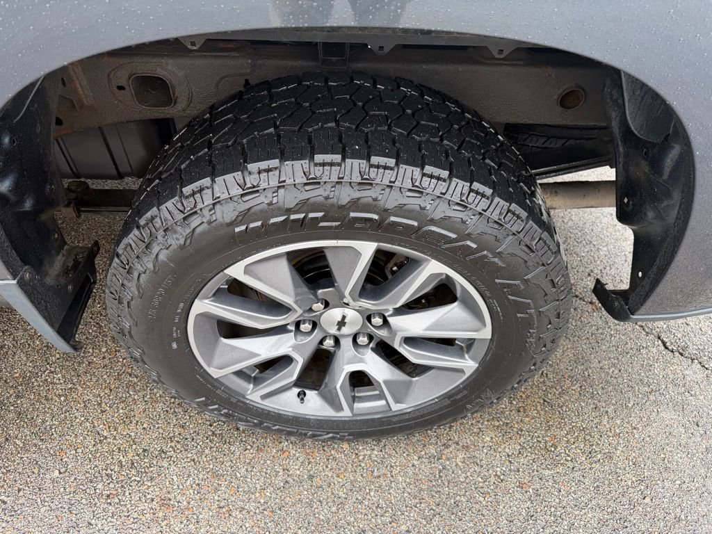 Used 2019 Chevrolet Silverado 1500 RST w/ All-Star Edition image 11