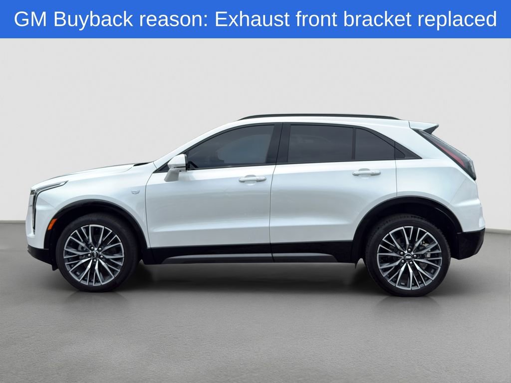 Used 2025 Cadillac XT4 Sport FWD image 3