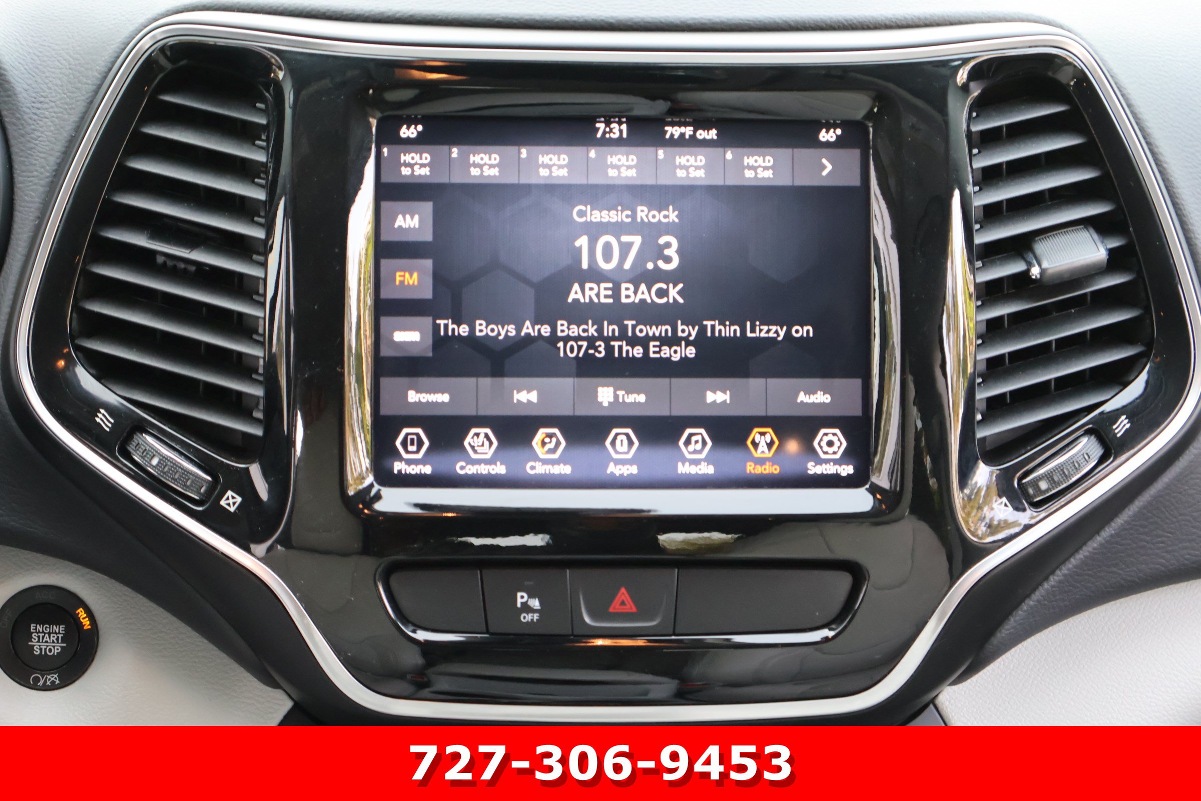 Used 2020 Jeep Cherokee Limited AWD/4WD image 3