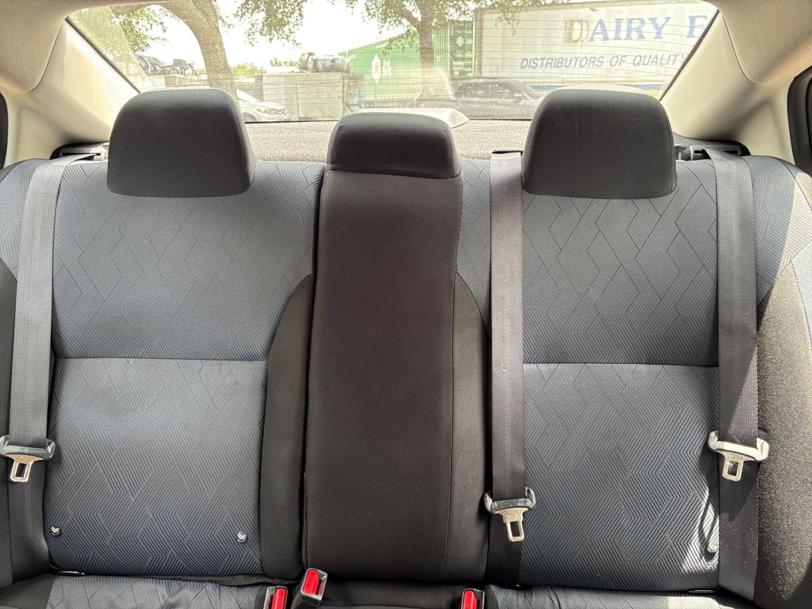 Used 2025 Nissan Versa SV FWD image 35