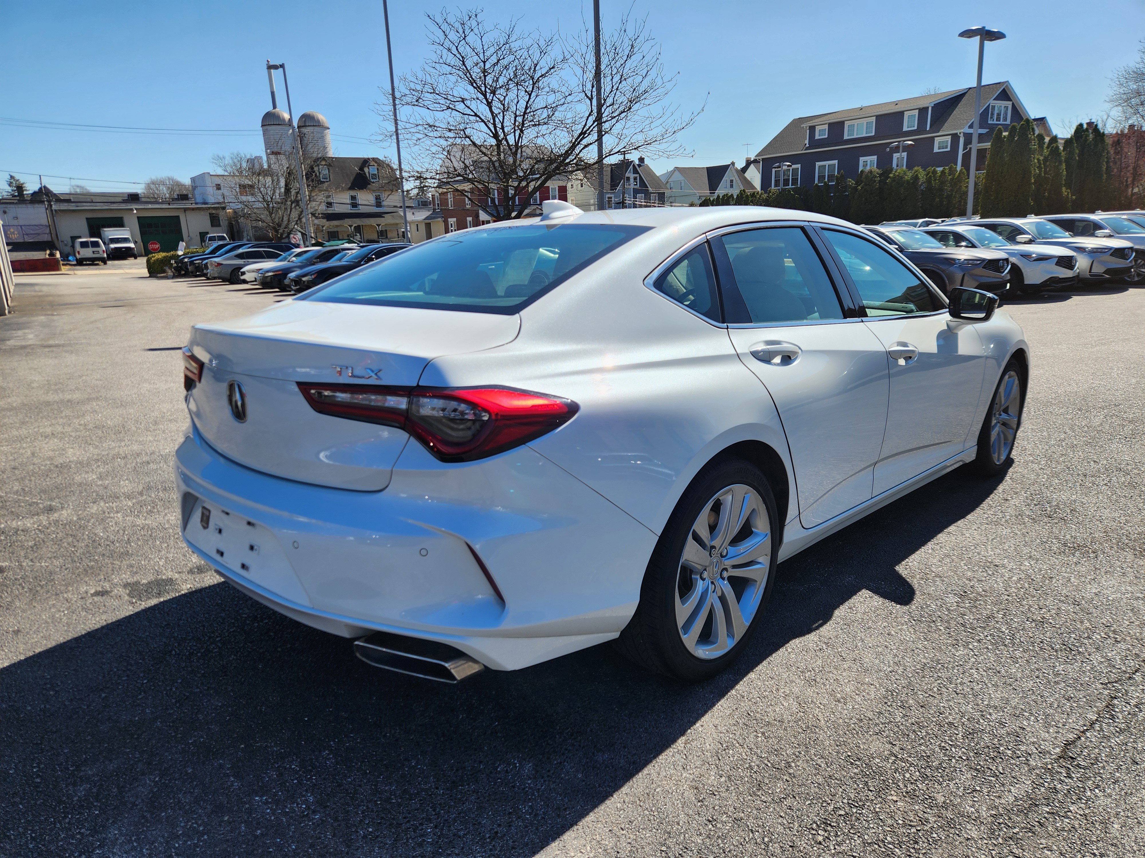 Certified 2023 Acura TLX w/ Technology Package image 4