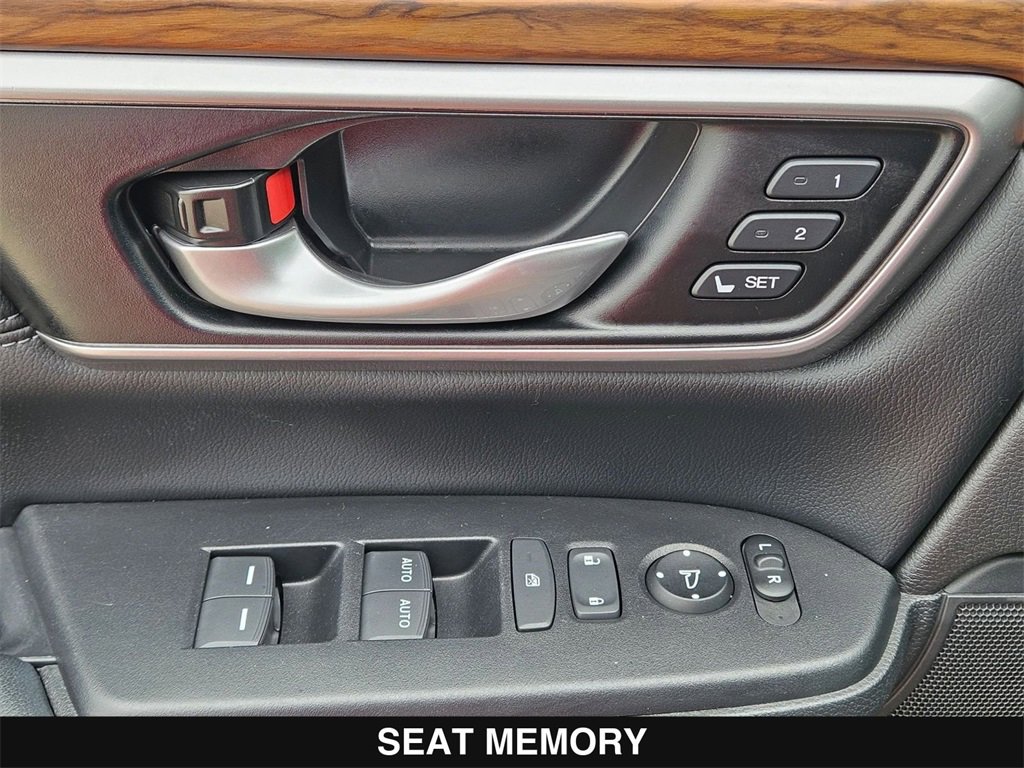 Used 2022 Honda CR-V Touring image 15