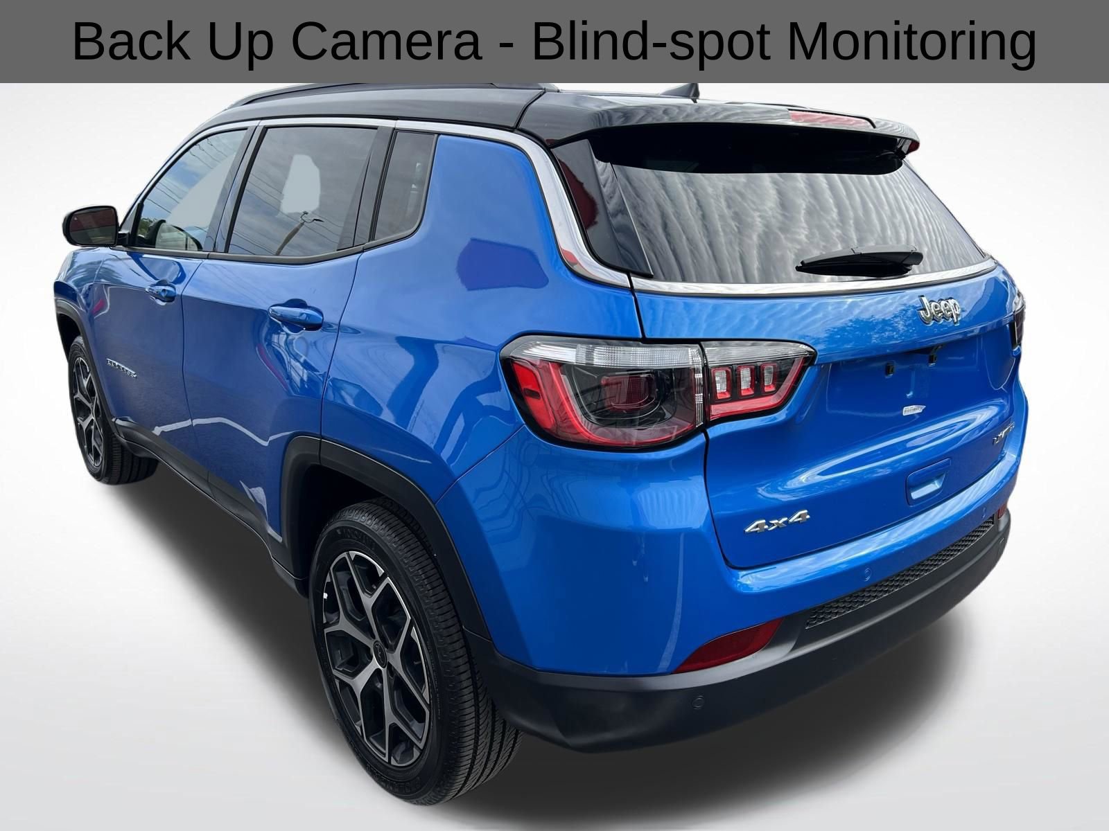 Used 2025 Jeep Compass Limited image 7