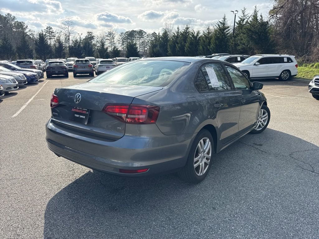 Used 2018 Volkswagen Jetta S image 3