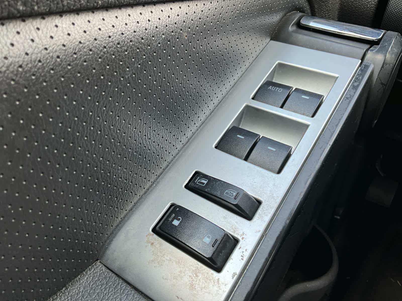 Used 2010 Mercury Mountaineer 2WD image 18