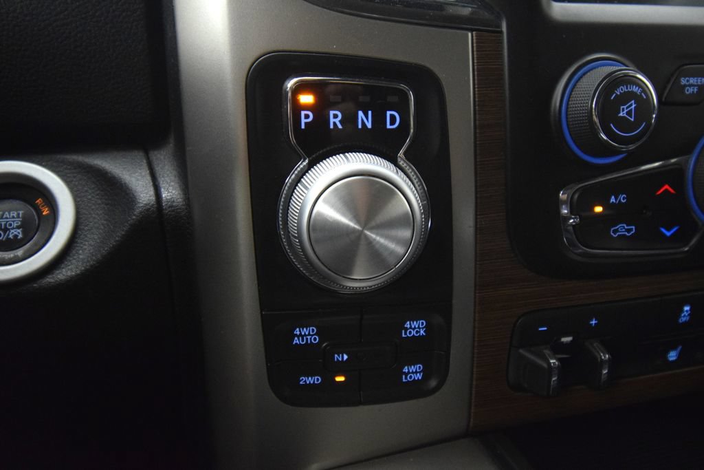 Used 2014 RAM 1500 Laramie w/ Convenience Group AWD/4WD image 19