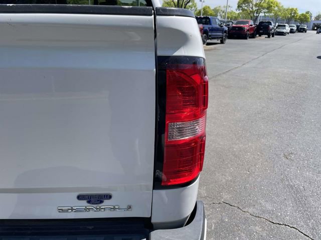 Used 2019 GMC Sierra 2500 Denali w/ Duramax Plus Package AWD/4WD image 33