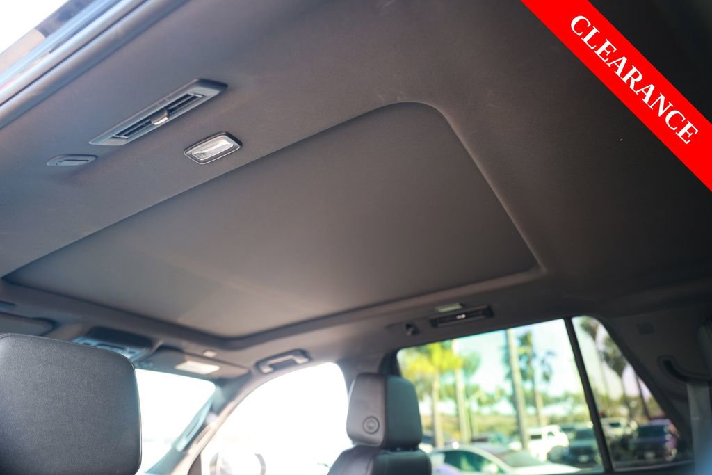 Used 2022 Chevrolet Tahoe Z71 AWD/4WD image 36