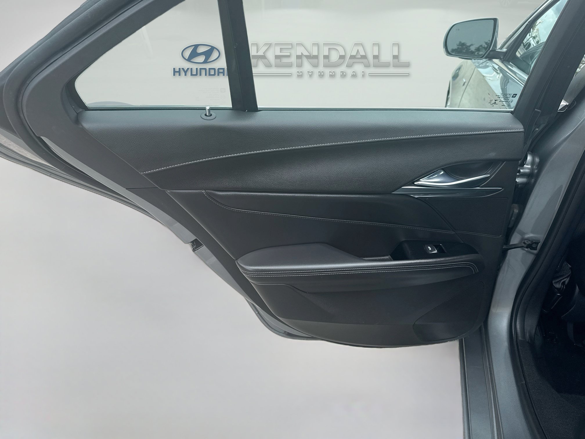 Used 2023 Cadillac CT4 Premium Luxury RWD image 23