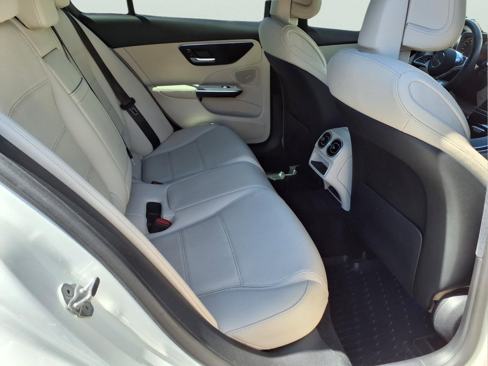 Certified 2023 Mercedes-Benz C 300 4MATIC Sedan image 12