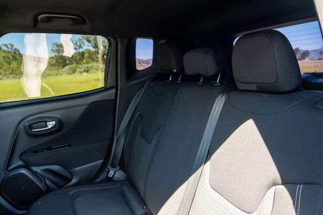 Used 2021 Jeep Renegade Latitude image 22