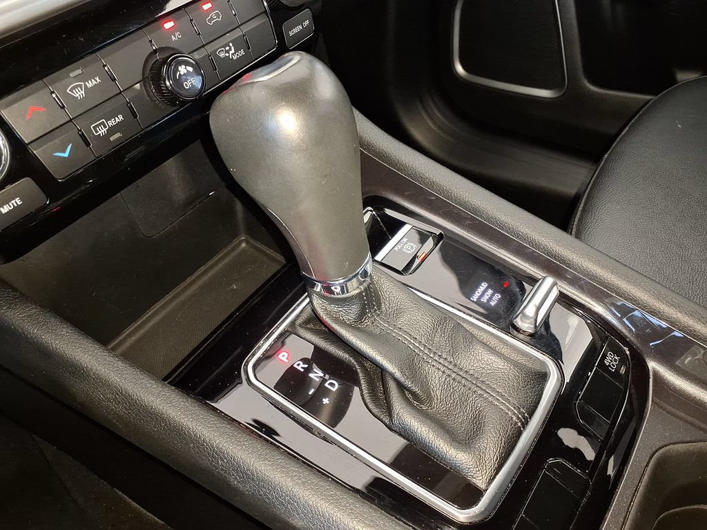Used 2024 Jeep Compass Latitude AWD/4WD image 31