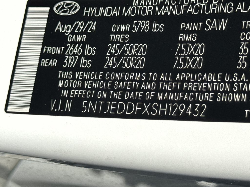 Used 2025 Hyundai Santa Cruz Limited AWD/4WD image 33