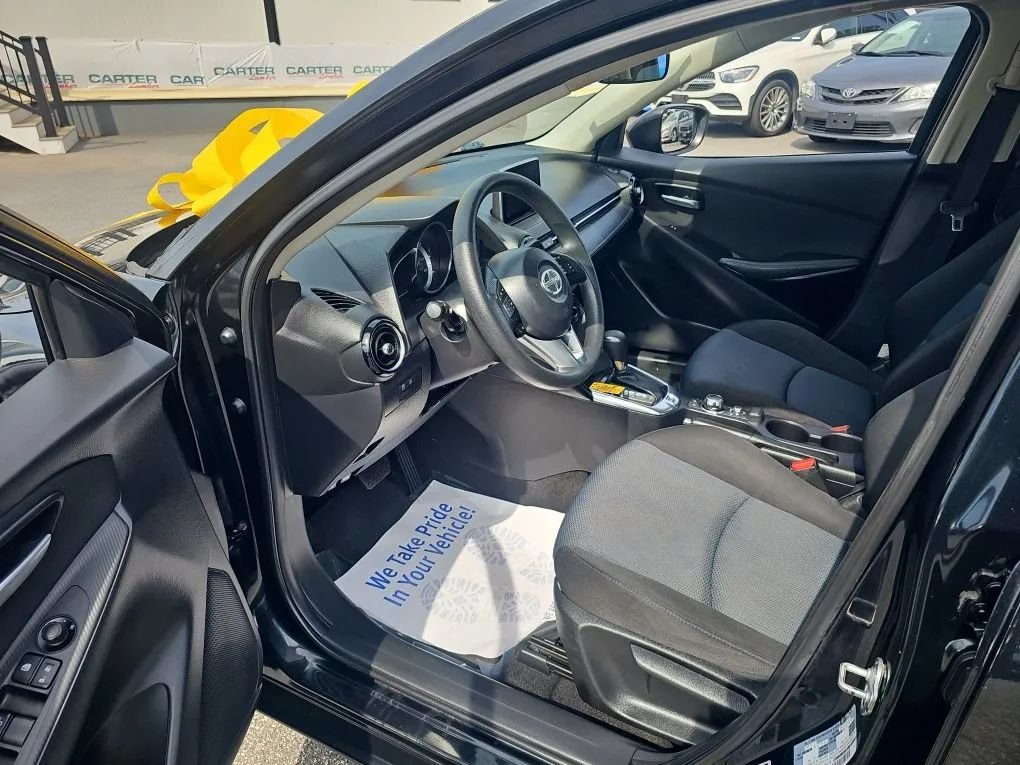 Used 2016 Scion iA FWD image 9
