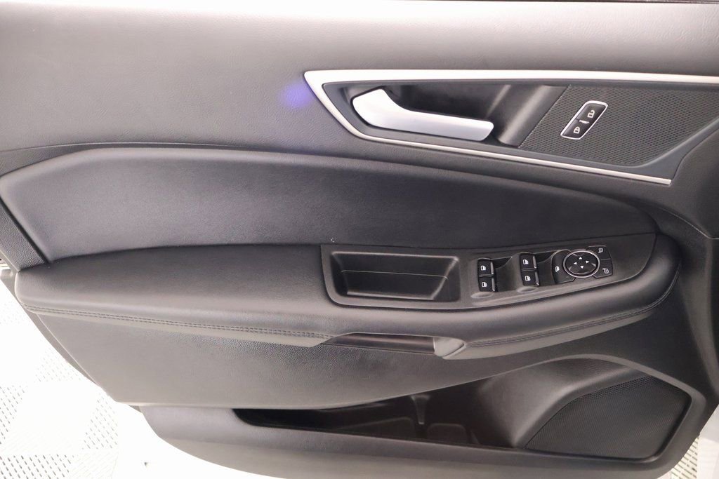 Used 2024 Ford Edge SEL image 15