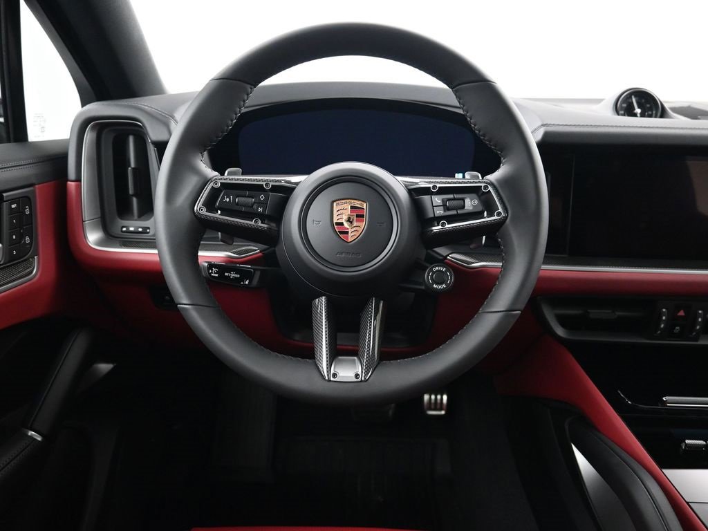 New 2026 Porsche Cayenne S image 13