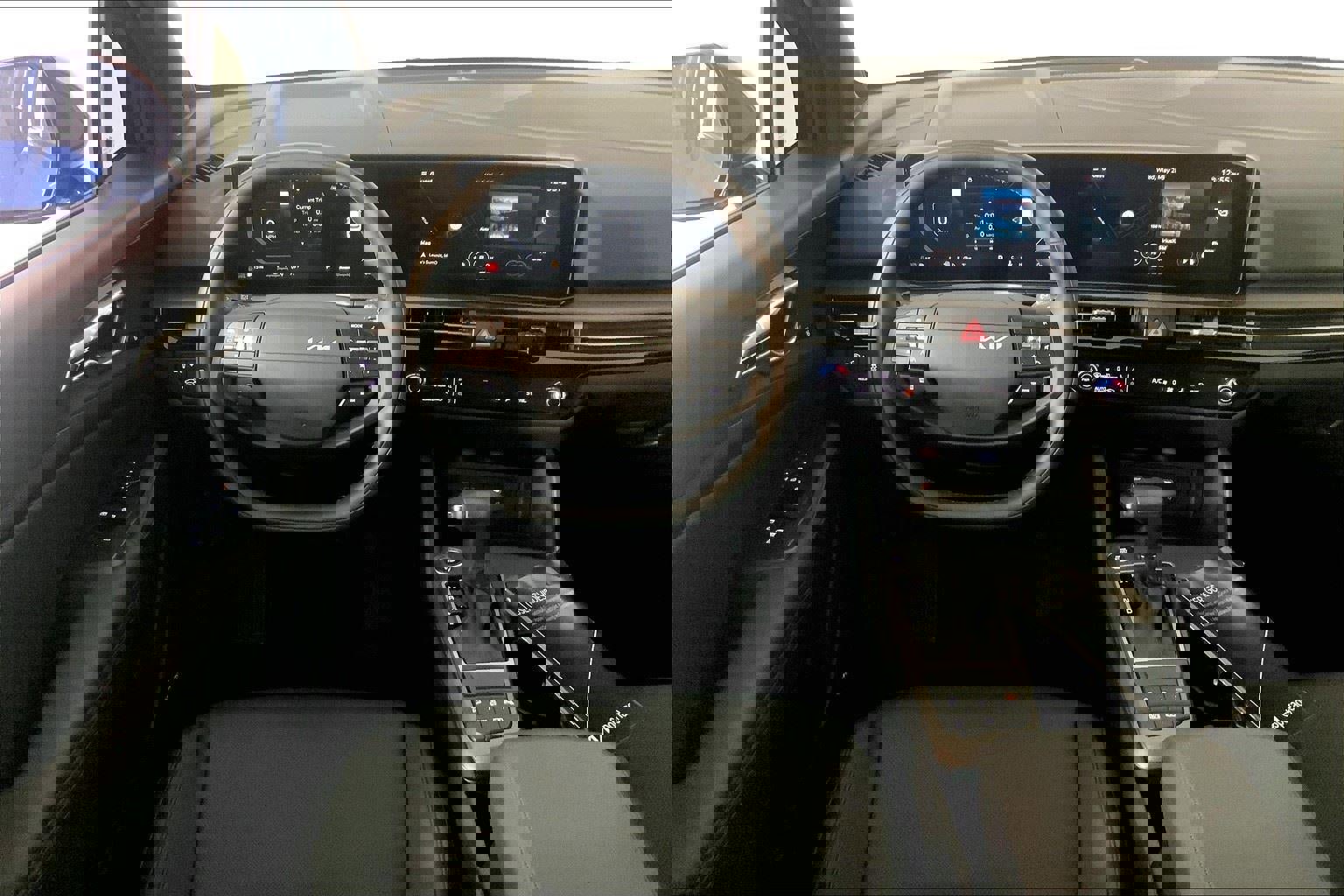 New 2026 Kia Sportage X-Line w/ X-Line Technology Package image 13